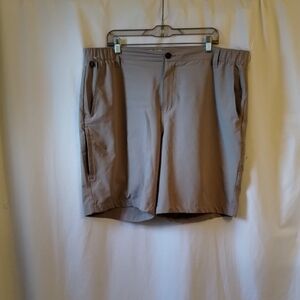 Eddie Bauer Men's Lightweight Shorts - Taupe